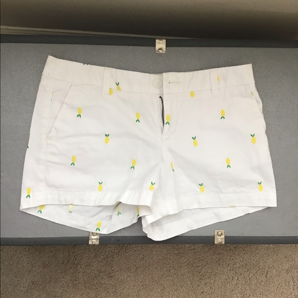 Lemon print shorts